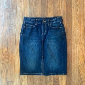 GAP jean skirt